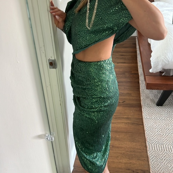 NEVER WORN * ASOS Emerald Green Sequin Dress - Picture 4 of 6